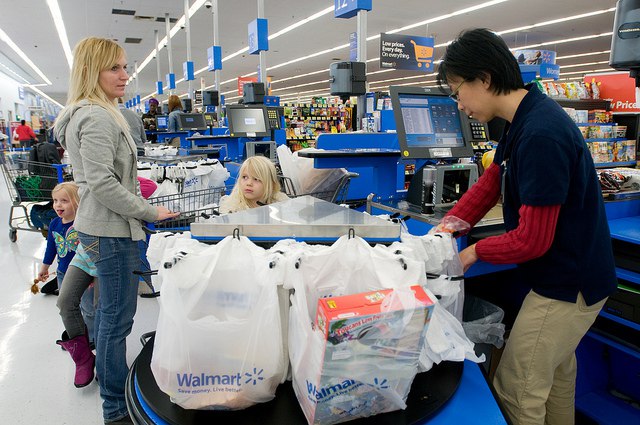 stop wasting your money, grocery shopping at walmart